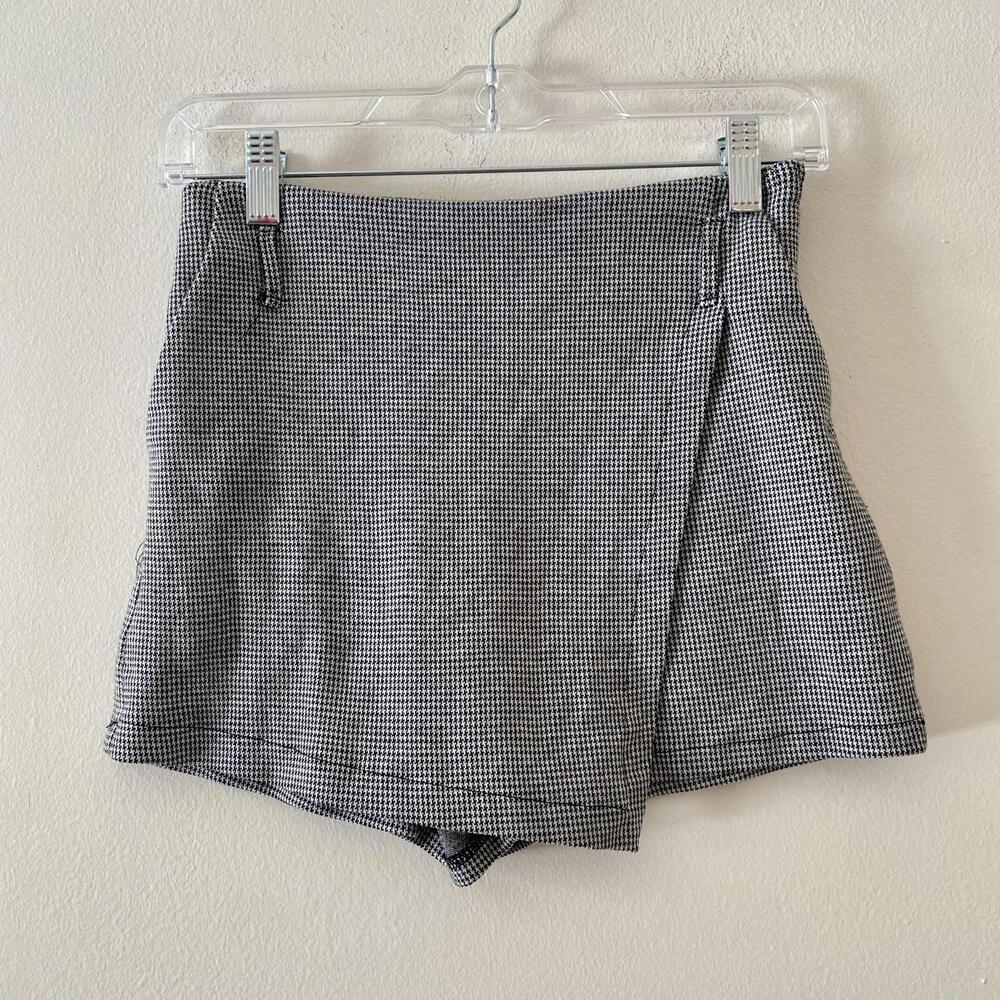 SEEK THE LABEL black and white houndstooth short skirt